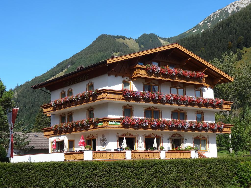 Tirolerhof Hotel Lermoos Exterior photo
